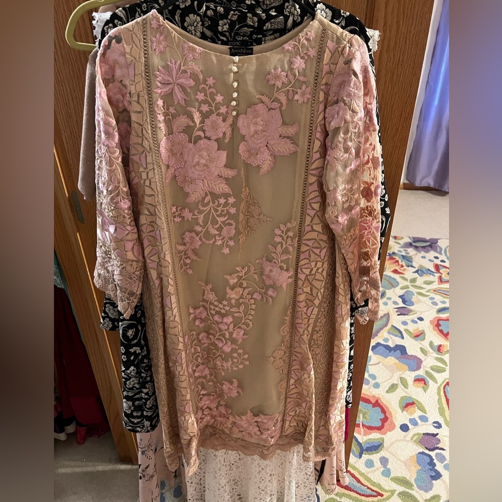 Embroidered kurti from agha Noor
